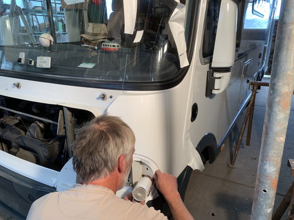 Komplettfolierung Wohnmobil N+B Flair 6700 iTA