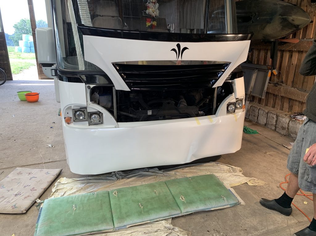 Komplettfolierung Wohnmobil N+B Flair 6700 iTA